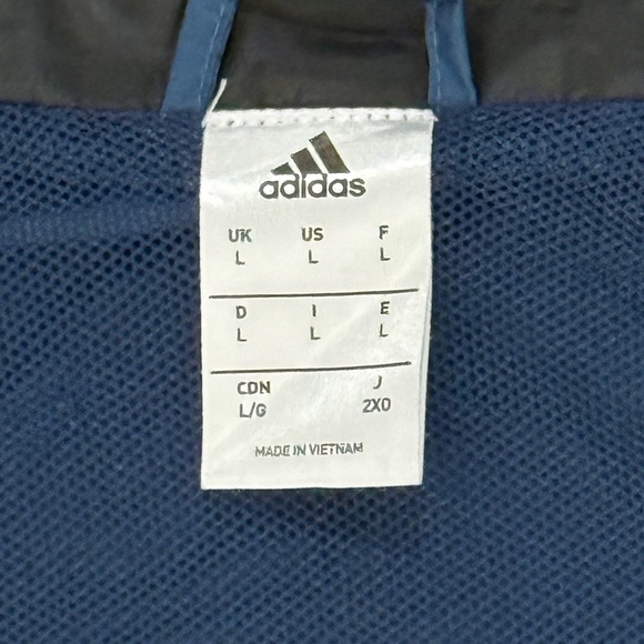 Adidas Manchester United TrainingJacket - Picture 4 of 5